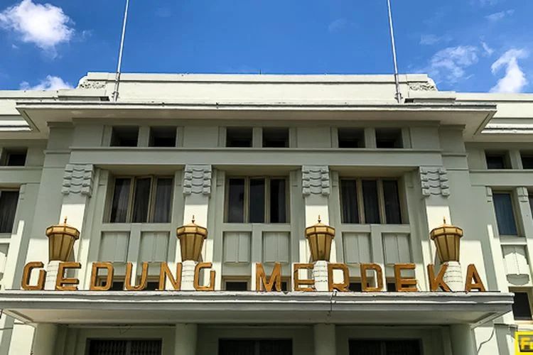 Sejarah Gedung Merdeka