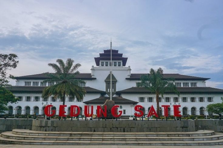 Mengenal Sejarah Pembangunan Gedung Sate